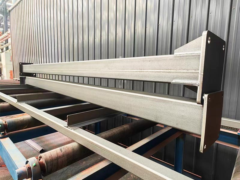 越力重工生產(chǎn)無焊點(diǎn)立柱